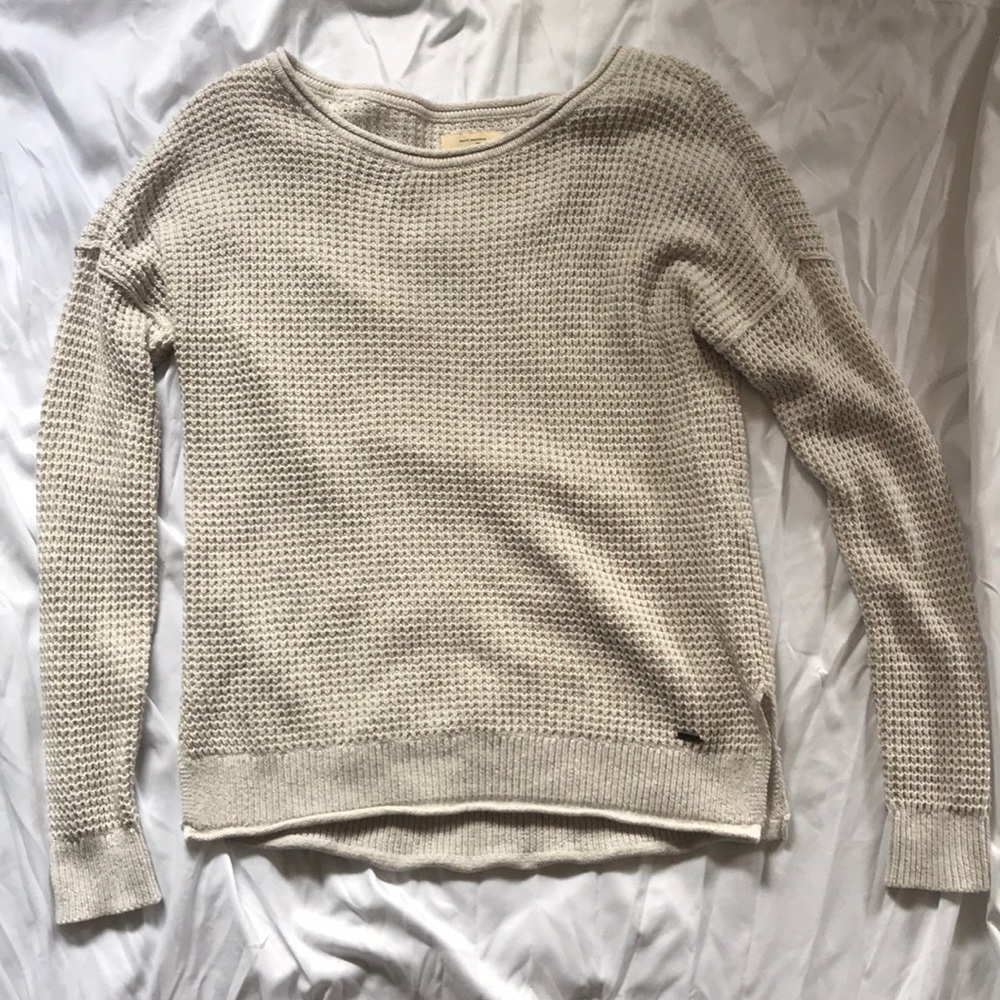 Hollister sweater